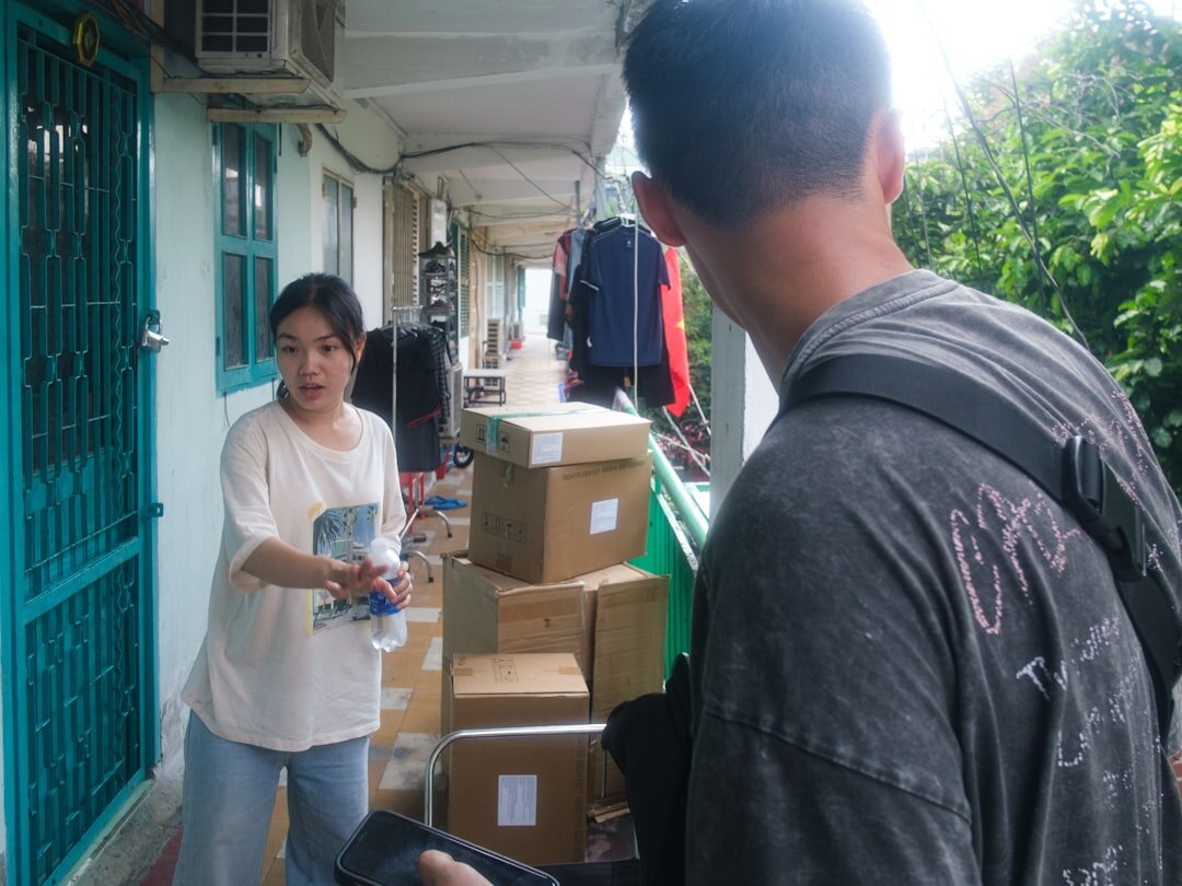 volunteer driver delivering medicine
